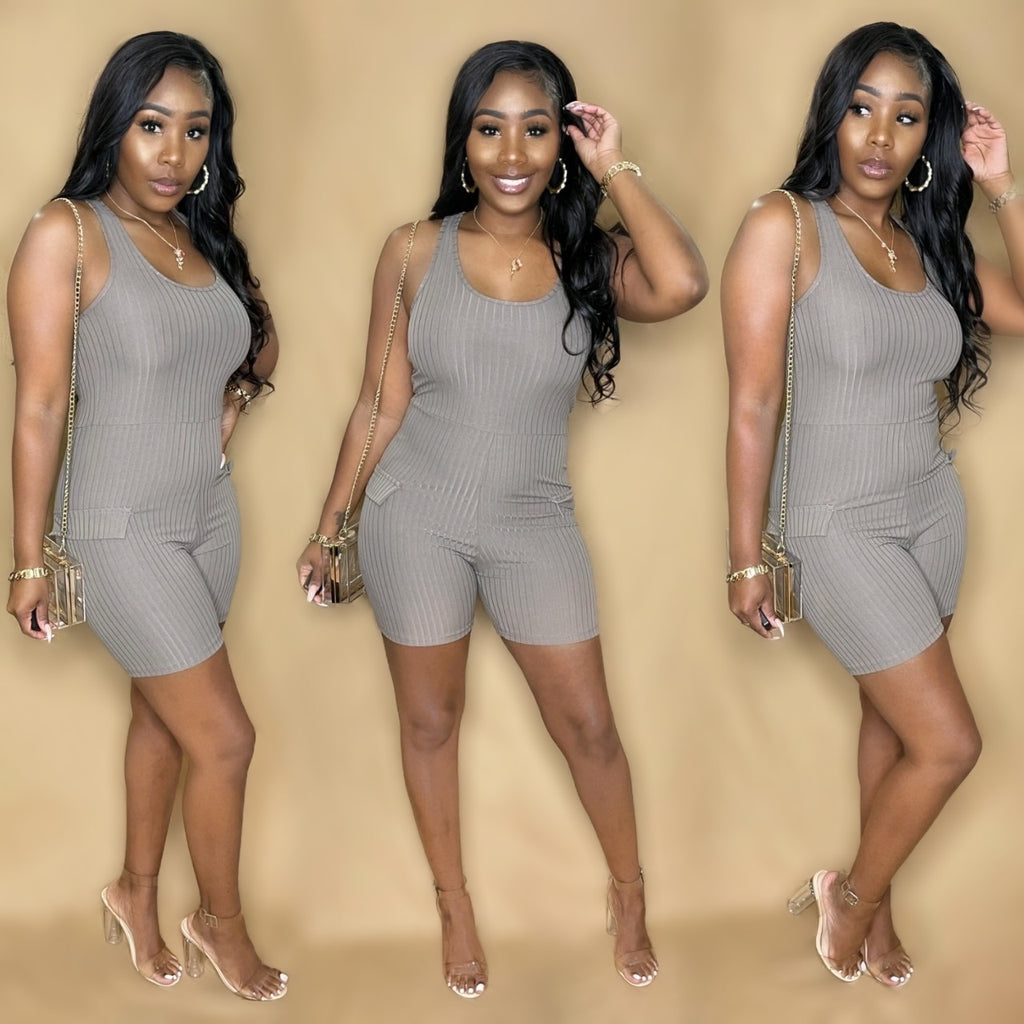 Creating Moments (Taupe)