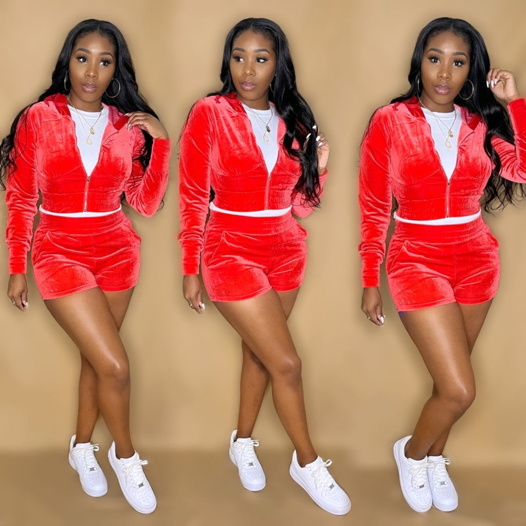 Miss Cali (Red)
