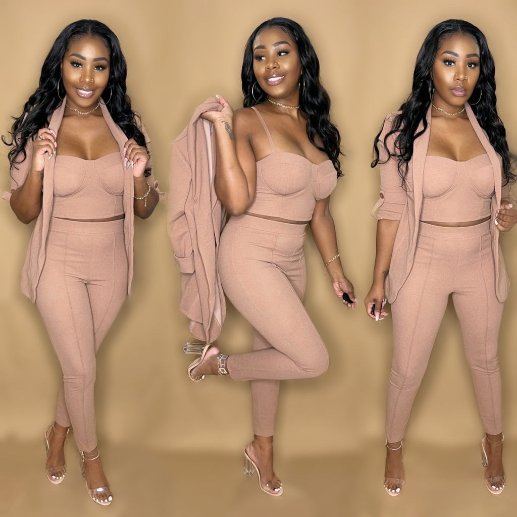 A Lady First (Mocha)