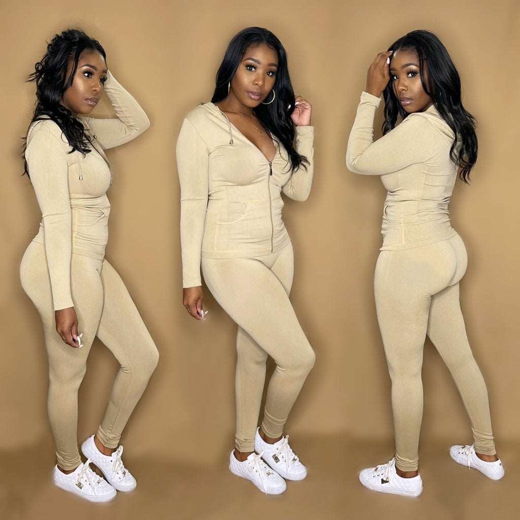 Closet Trendz (Khaki)